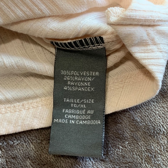 Suzy Shier Zippered Blouse - Picture 3 of 3